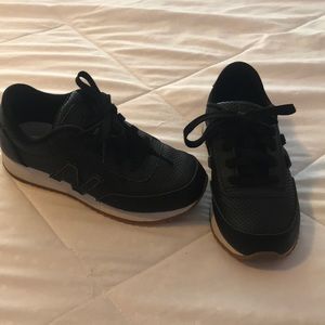 Little boys size 13 - black New Balance sneakers